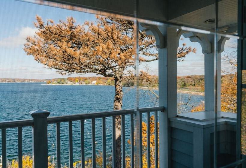 Номер Deluxe Вид на Озеро, The Geneva Inn