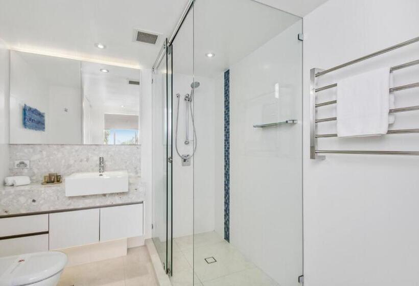 شقة ديلوكس غرفة نوم واحدة مطلة على البحر, The Lookout Resort Noosa