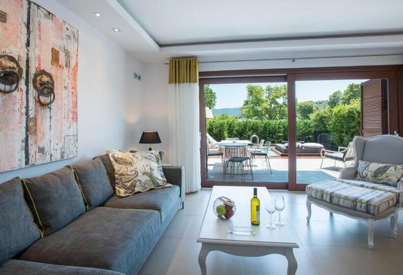 Апартаменты 2 Спальни с Бассейном, Avaton Luxury Beach Resort   Relais & Chateaux