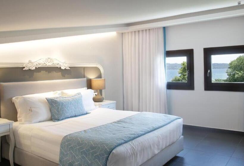Люкс Вид на Море, Avaton Luxury Beach Resort   Relais & Chateaux