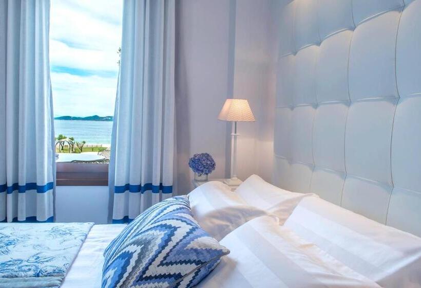 Люкс 2 Спальни, Avaton Luxury Beach Resort   Relais & Chateaux
