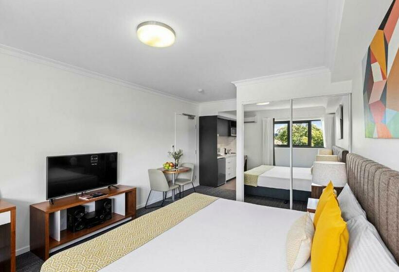 스탠다드 스튜디오, Quest Kelvin Grove