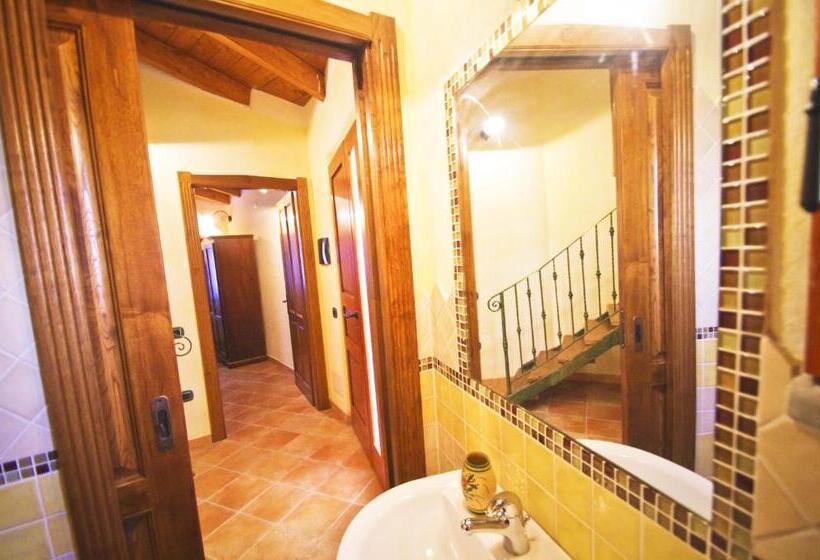 Полулюкс, Casa De Ajala   B&b De Charme In Antica Dimora Totalmente Ristrutturata E Dotata Di Tutti I Confort