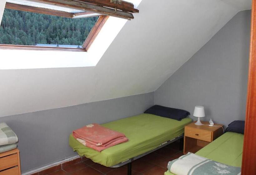 Номер Стандартный с Видом, Albergue De Canfranc Estación
