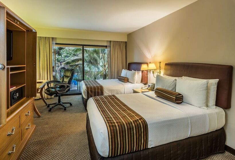 ２ダブルベッドのスタンダードルーム, Wyndham Garden Guadalajara Expo Plaza Del Sol
