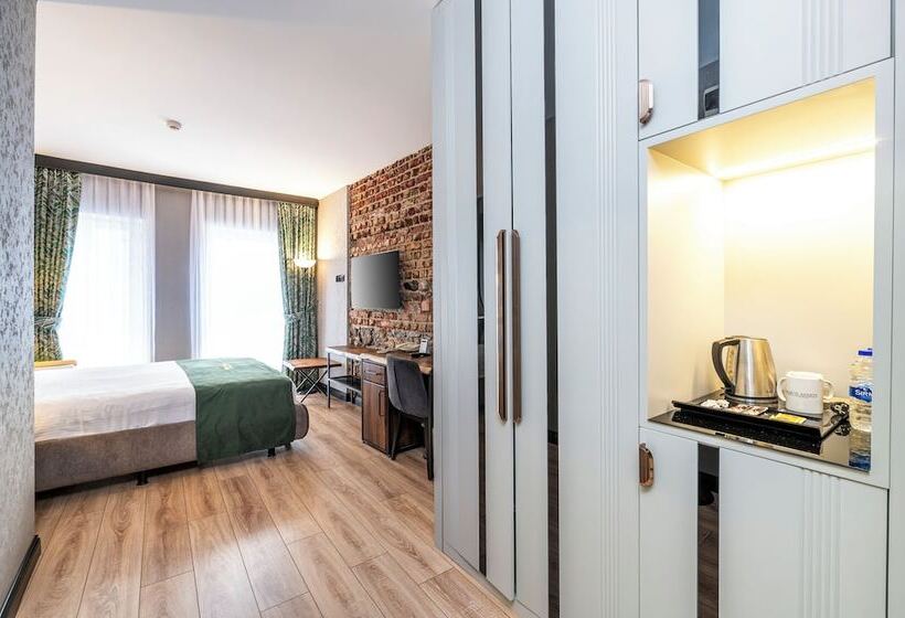 Superior Room, Karakoy Aparts