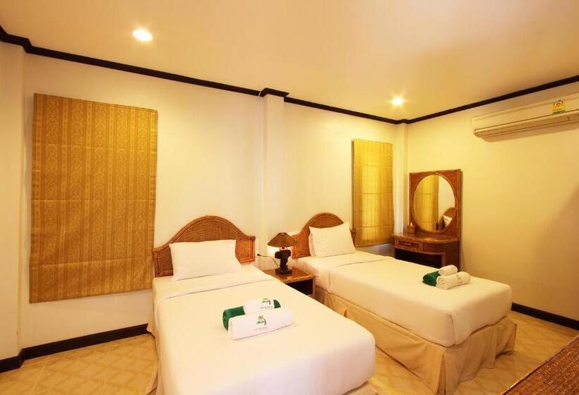 ویلا دلوکس 2 خوابه, The Green Beach Resort