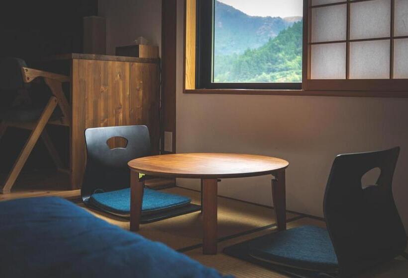 스탠다드 트리플 룸, Next Chapter   Guesthouse   Kito