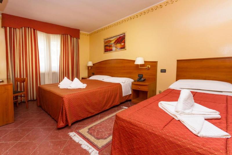 اتاق استاندارد سه نفره, Relais Des Alpes