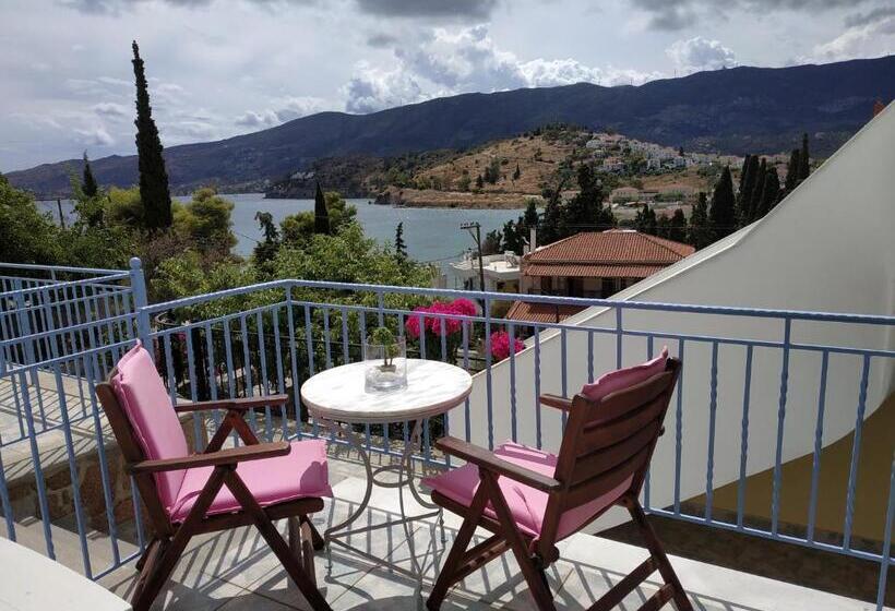 سوییت جونیور با چشم‌انداز دریا, Ktm Sunny Villas