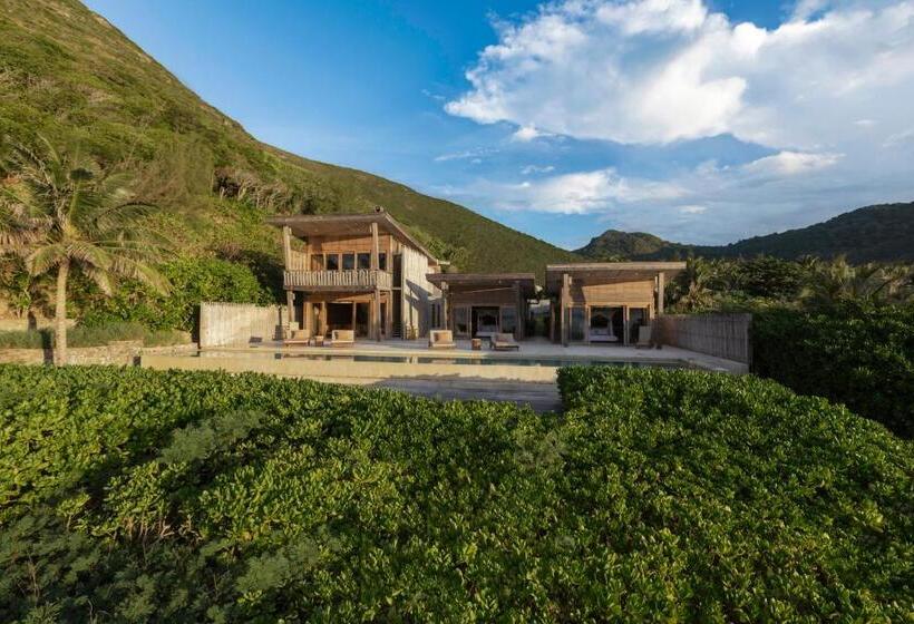 ویلای 4 خوابه, Six Senses Con Dao   Turtle Island Paradise