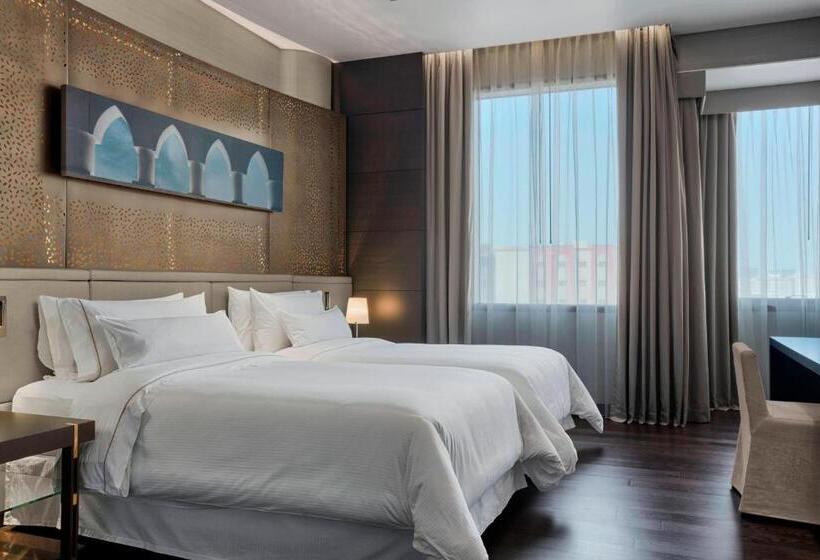Люкс Сеньор, The Westin Doha Hotel & Spa
