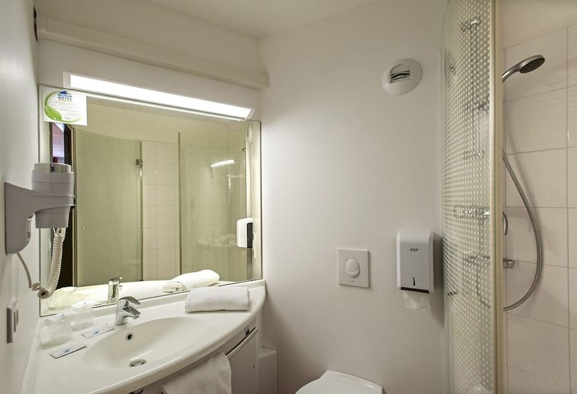 Номер Стандарт, Brit Hotel Confort Montauban