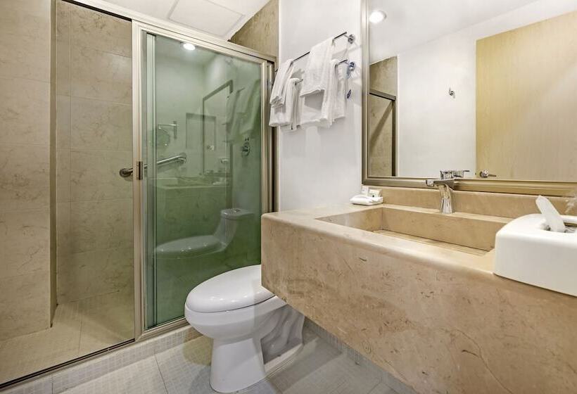 Номер Стандарт 2 Двуспальные Кровати, Premier Inn Tuxtla