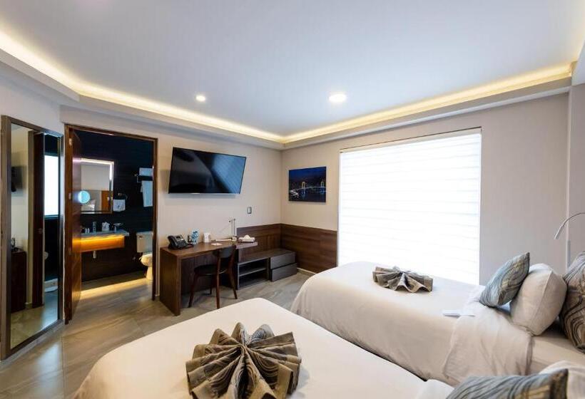 Quarto Deluxe, Jtowers