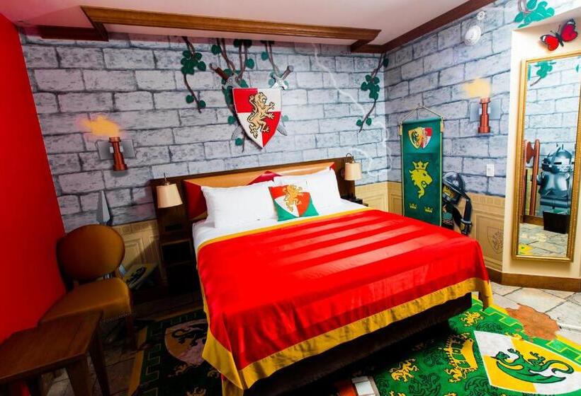 Thematic Family Room, Legoland® Florida Resort