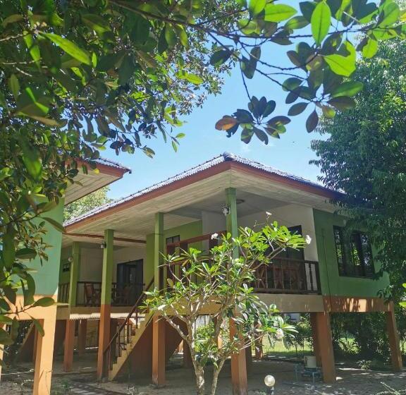 스탠다드 방갈로, Phalarn Inn Resort