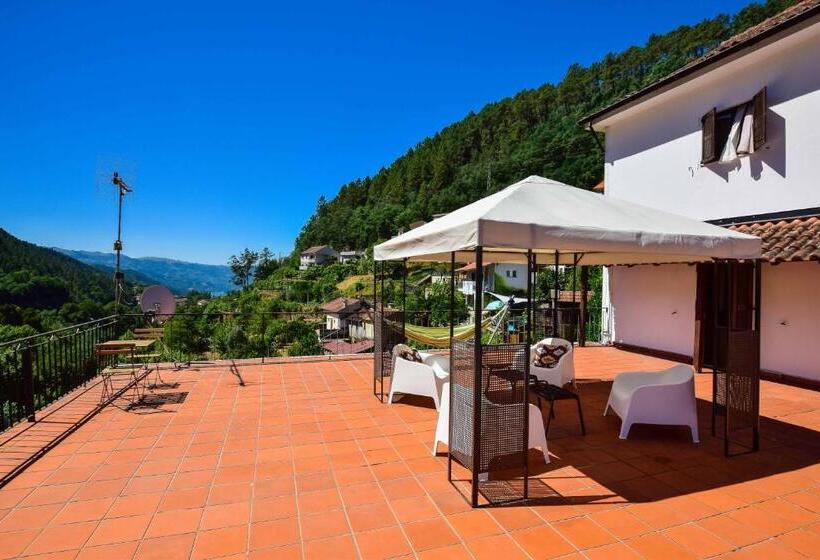 Quarto Estandar com Terraço, Nations Gerês   Bed & Breakfast