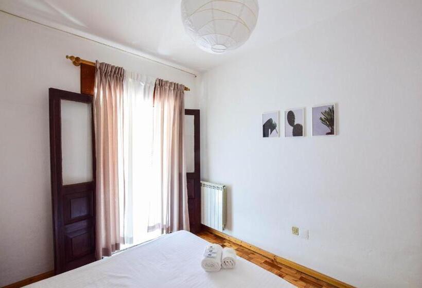 Quarto Estandar Banheiro Compartilhado, Nations Gerês   Bed & Breakfast