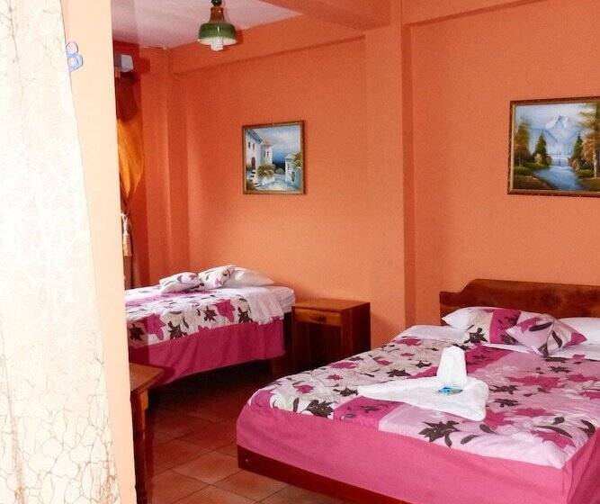 Четырехместный Номер Стандарт, Castro Galapagos