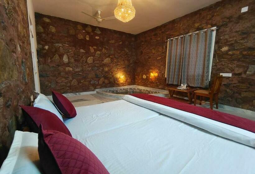 디럭스 룸, Jawai Wildlife Safari Camp