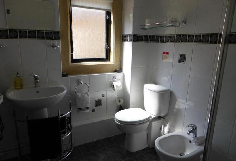 Номер Deluxe, Liongate House