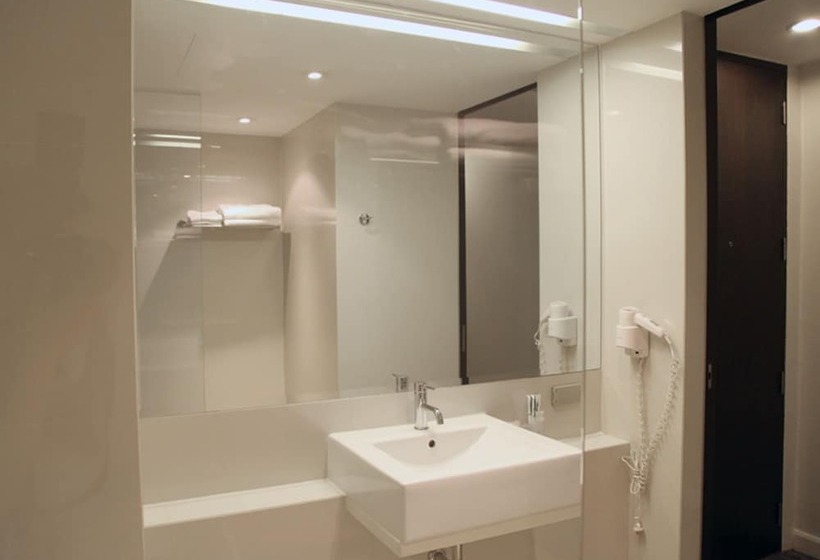 Quarto Superior, 24 Inn