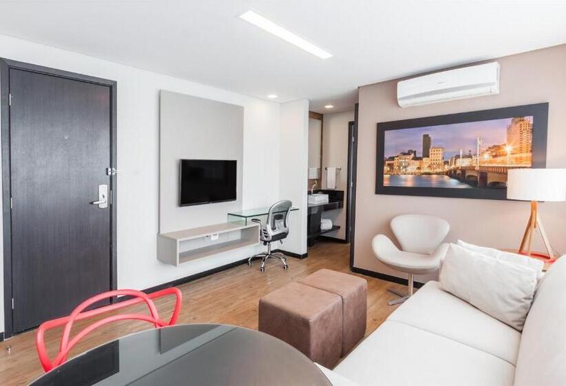 סוויטה, Roomo Praia De Boa Viagem Residencial