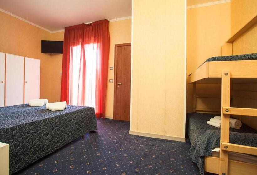Семейный Номер, Park Hotel Zaira