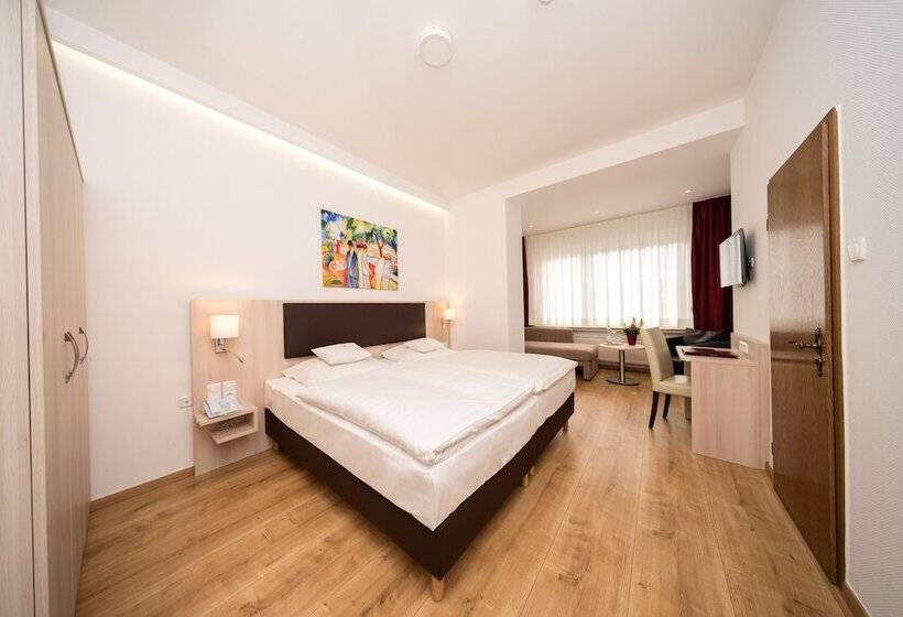 Номер Комфорт, Parkhotel Pyrmont
