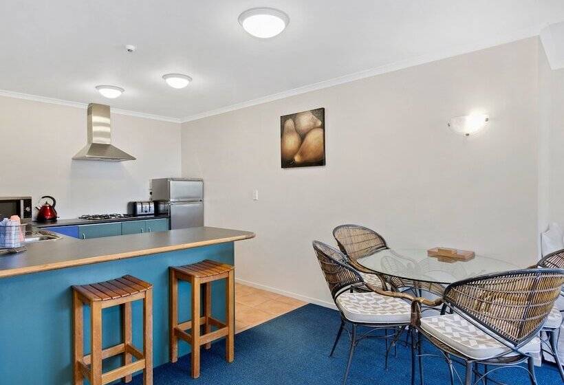 Люкс 2 Спальни, Boatshed Motel Apartments