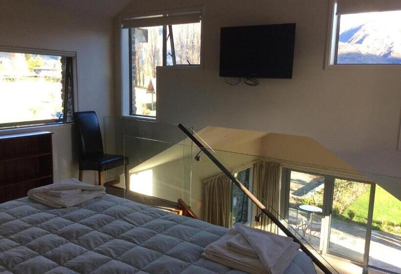 Шале 1 Спальня, Golf Course Road Chalets