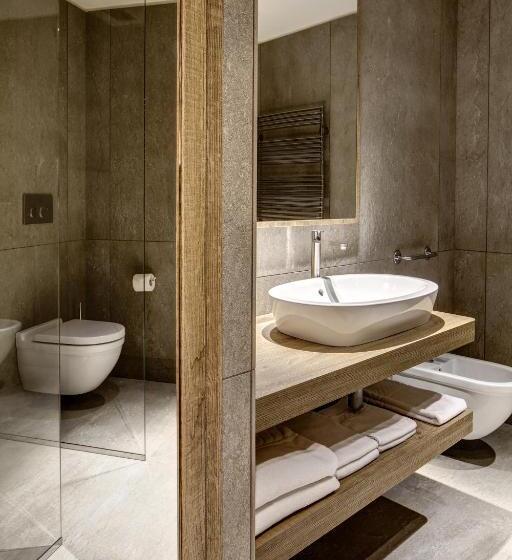 Номер Superior, Grand Hotel Courmayeur Mont Blanc, By R Collection Hotels