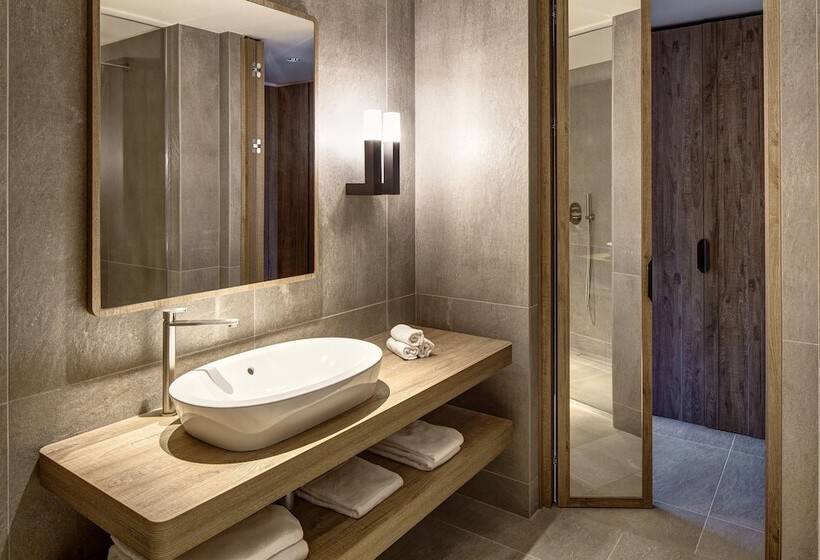 Номер Комфорт, Grand Hotel Courmayeur Mont Blanc, By R Collection Hotels