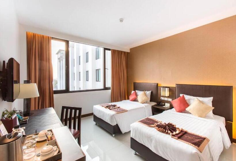 풀장 전망 디럭스 룸, Mida Grande Hotel Dhavaravati Nakhon Pathom   Sha Plus