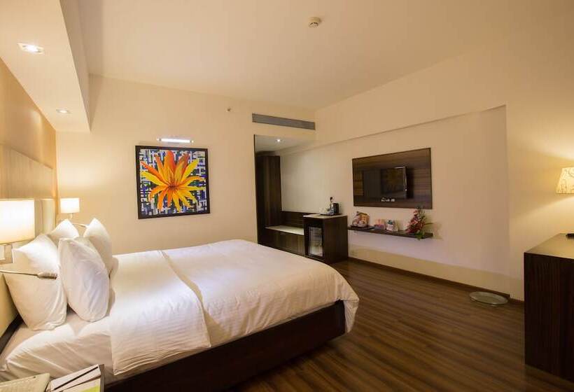 Номер Executive, Regenta Central Harimangla