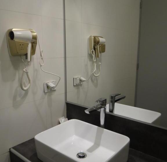 اتاق استاندارد یک نفره, Verona Hotel & Baños Turcos