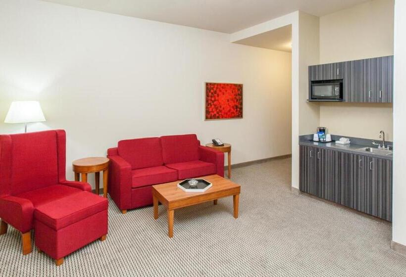Люкс Кровать Кинг, Baymont By Wyndham Grand Forks