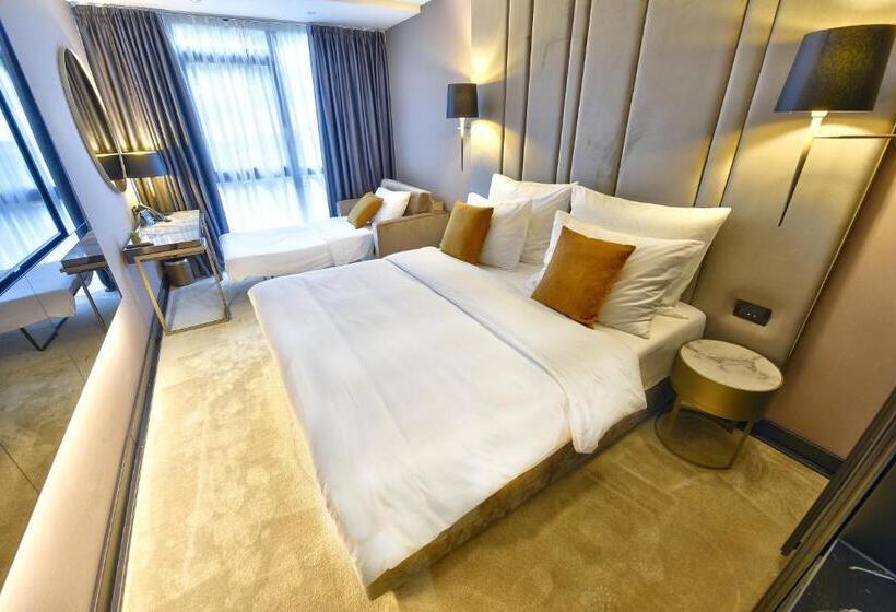 اتاق سوپریور سه تخته, Grand Hotel Adriatic