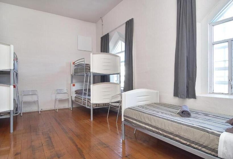 Кровать в Общей Комнате, Jailhouse Accommodation