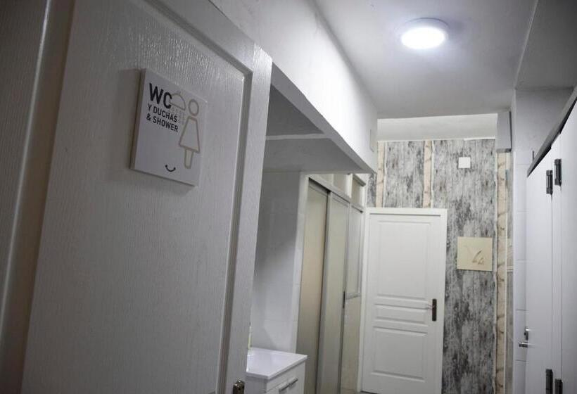 غرفة قياسية حمام مشترك, Valencia Suits You Centro Histórico, Establecimiento Automatizado Fast Auto Check In&out, Solo Para