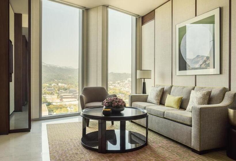 Люкс Executive Кровать Кинг, Four Seasons Hotel Seoul