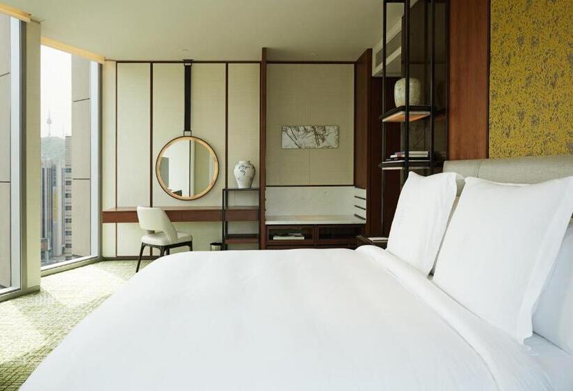 Люкс Executive Кровать Кинг, Four Seasons Hotel Seoul