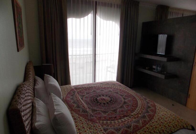 سوئیت پرزیدنت, Dharma Beach
