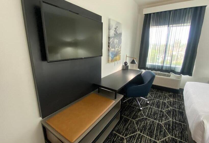 Стандартный Номер Кровать Кинг, La Quinta Inn & Suites By Wyndham Yucaipa