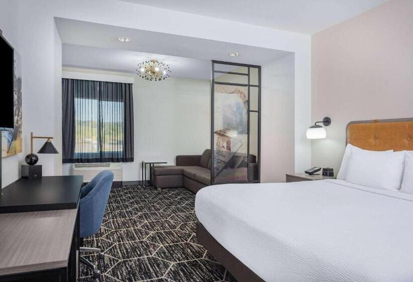 Люкс Кровать Кинг, La Quinta Inn & Suites By Wyndham Yucaipa