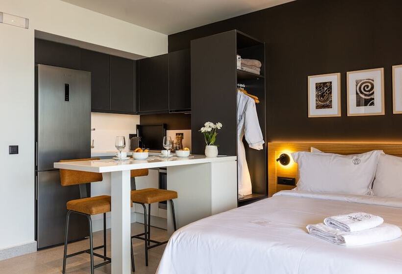 سوییت جونیور با چشم‌انداز دریا, Porta Suites