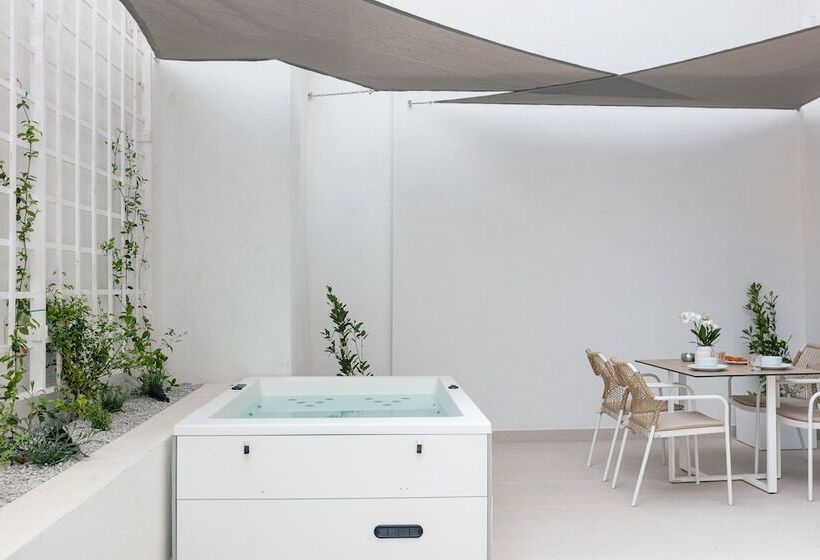 Suite with Terrace, Porta Suites