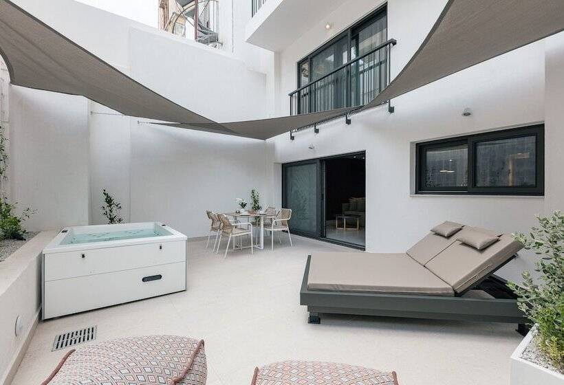 Suite with Terrace, Porta Suites
