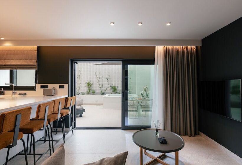 Suite with Terrace, Porta Suites